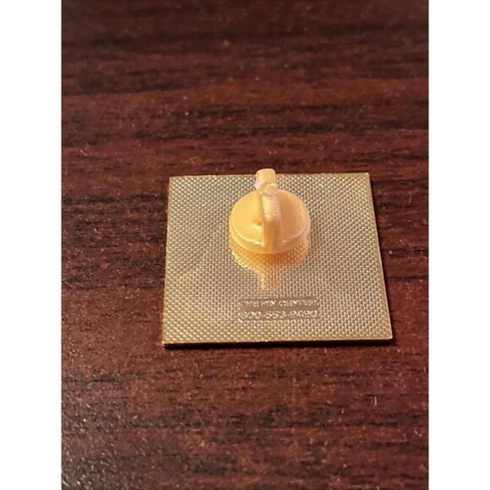 Outback Steakhouse Hanover Massachusetts ‎ Kangaroo Koala Lapel Hat Pin